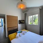 Semesterbostad Casa Totti Vue Avec Piscine Porto-Vecchio (Corsica)