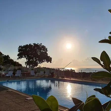 Feriehus Casa Totti Vue Avec Piscine *