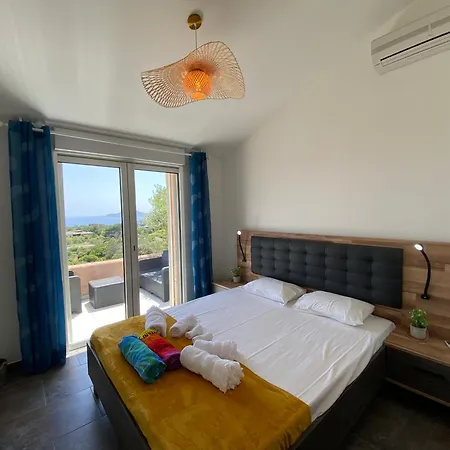 Feriehus Casa Totti Vue Avec Piscine *