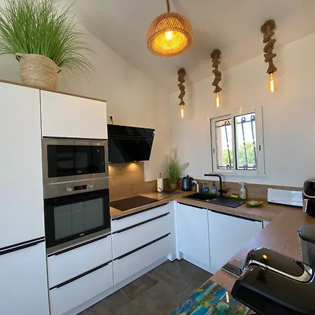 Feriehus Casa Totti Vue Avec Piscine *